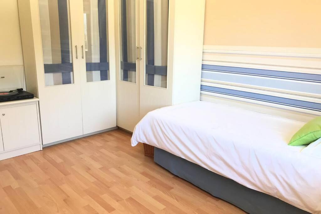Apartamento En Primera Linea De Playa A Guarda Kültér fotó