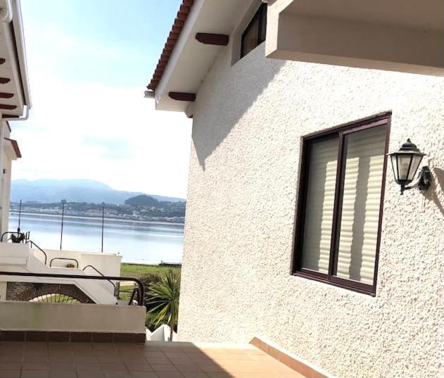 Apartamento En Primera Linea De Playa A Guarda Kültér fotó